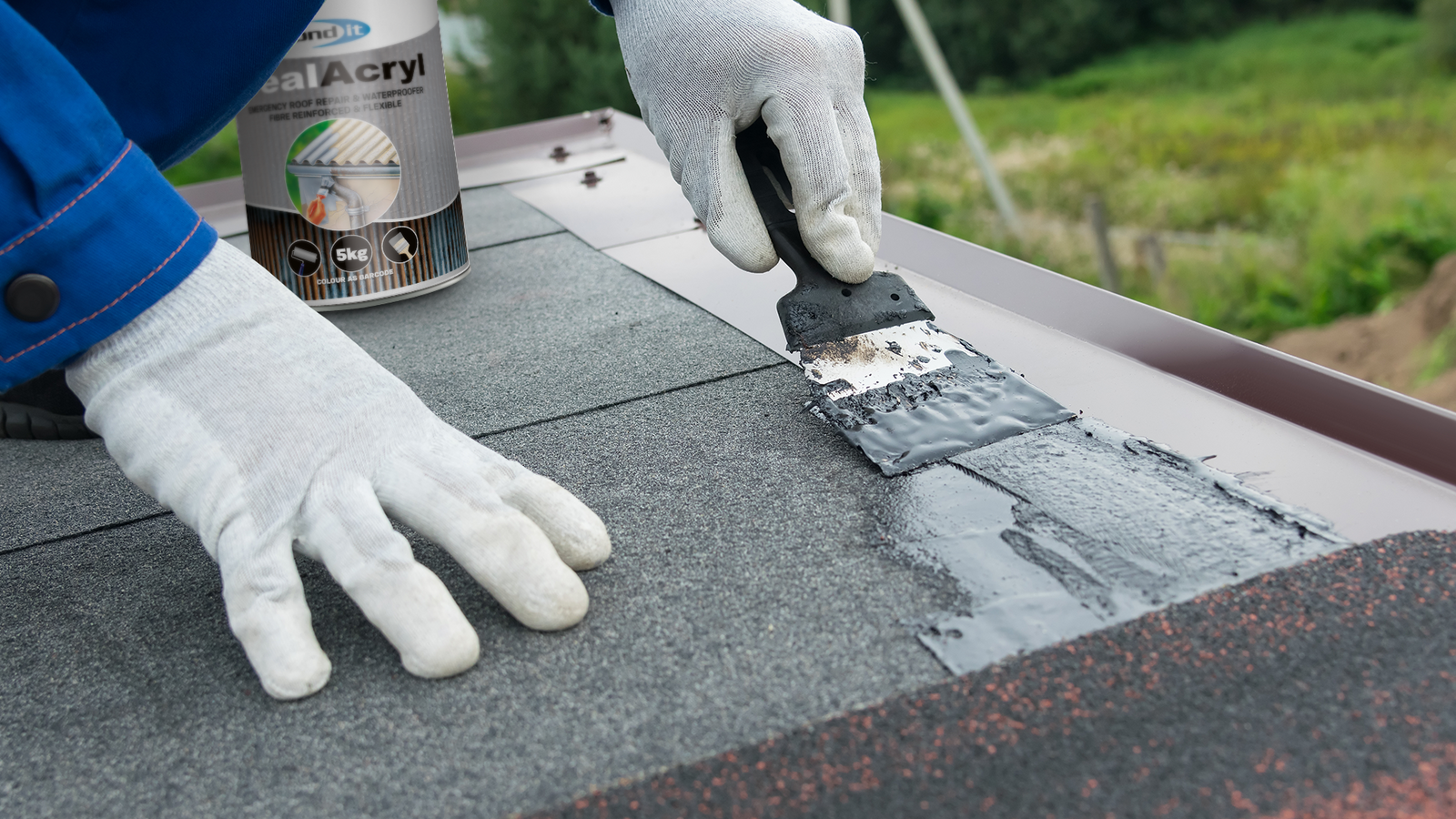 How to make an emergency roof repair