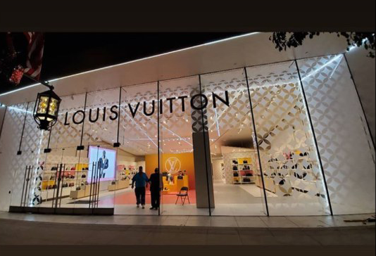Louis Vuitton In-Store Display – Bloomingdale’s, Glendale, USA
