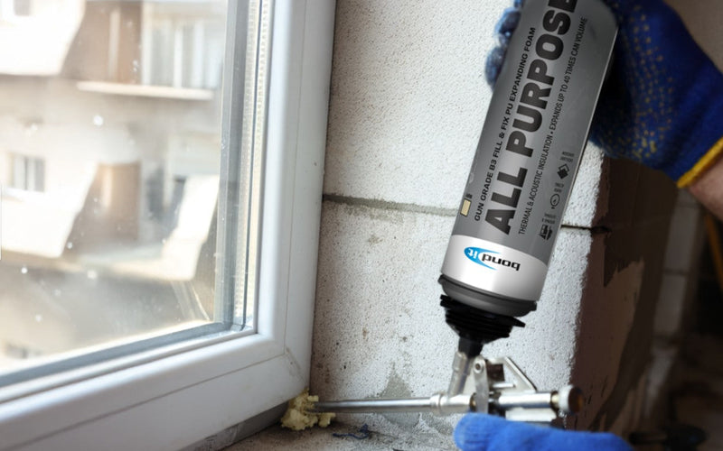 How to fill a hole with PU expanding foam